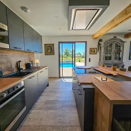 Дом отдыха Domaine De L'oree Du Bois - 25 Min From Deauville - 10p